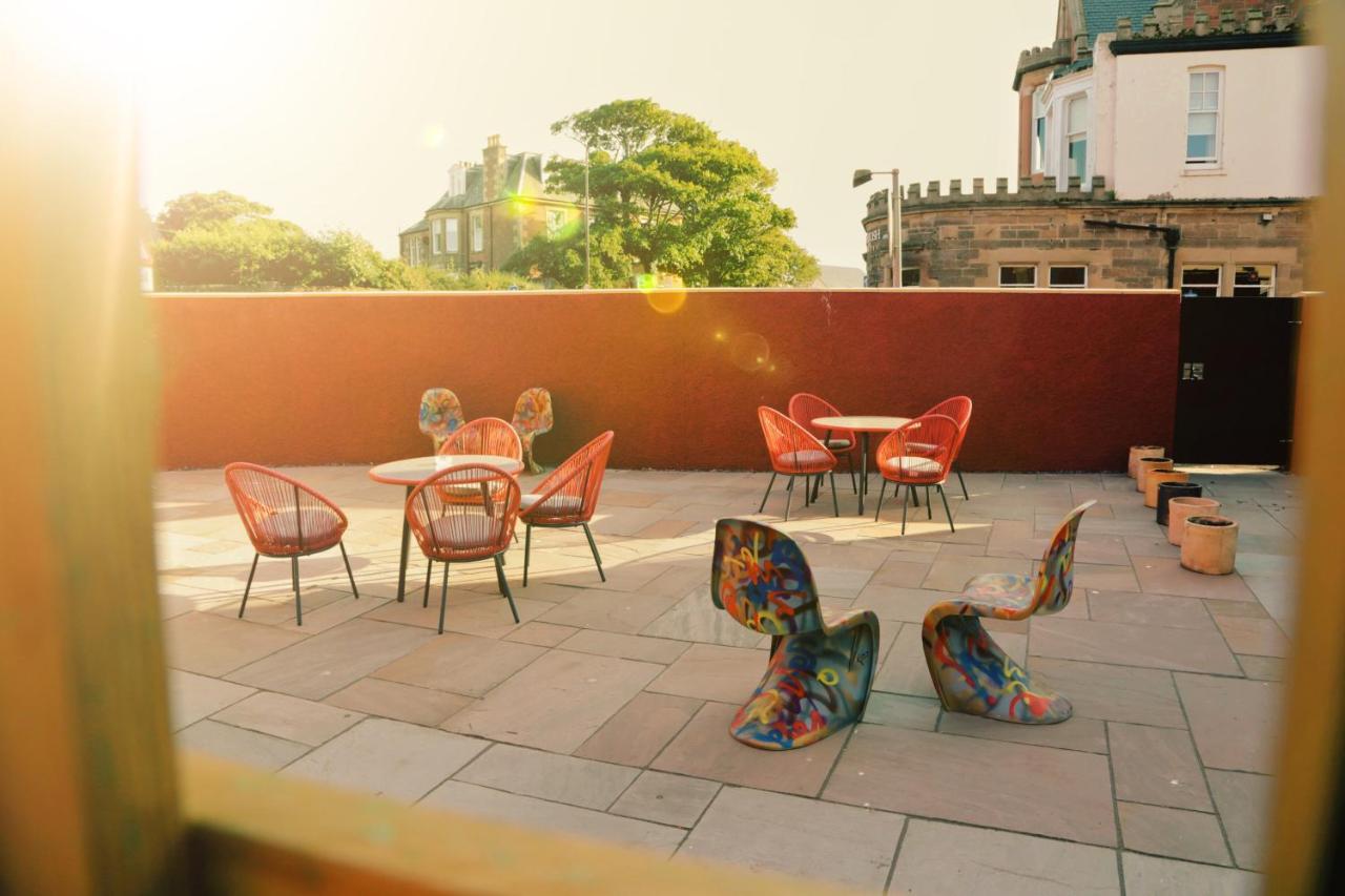 The Dolphin Inn Hostel 던바 외부 사진