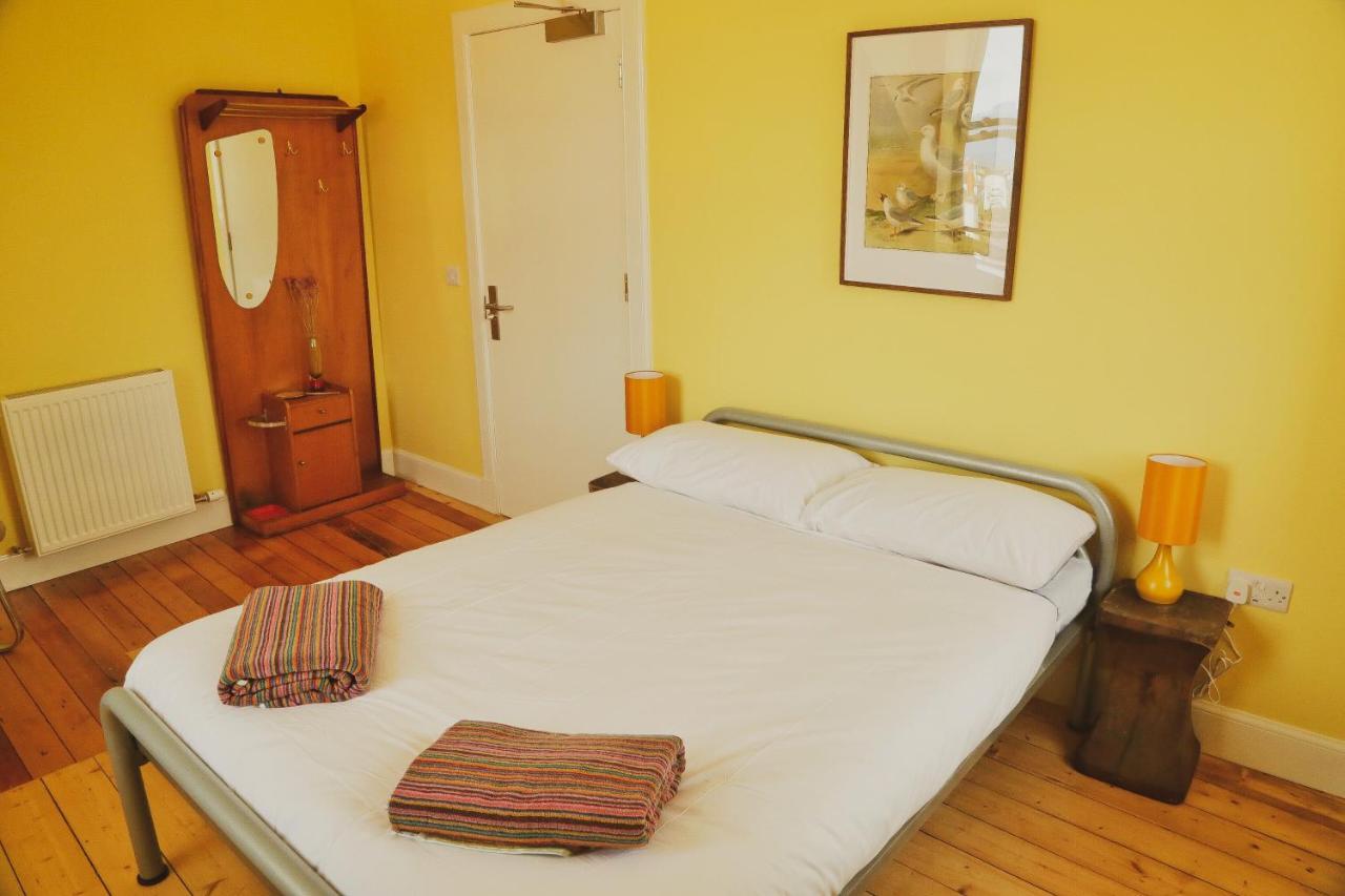 The Dolphin Inn Hostel 던바 외부 사진