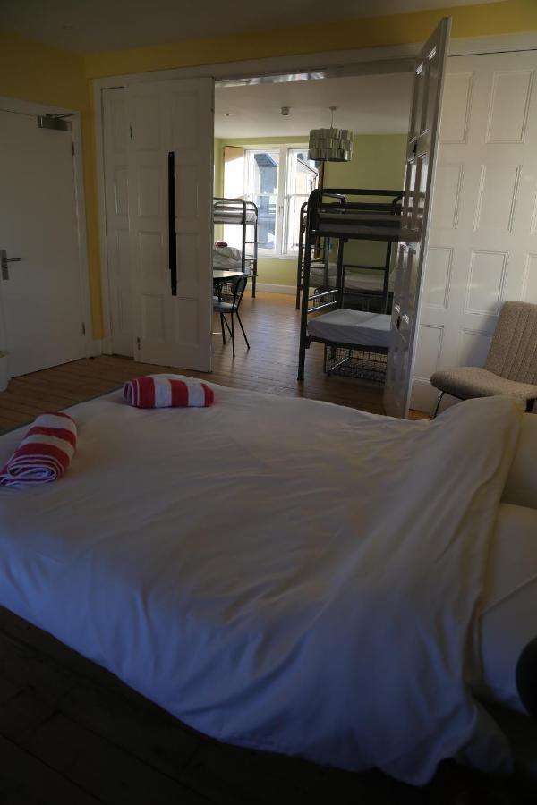The Dolphin Inn Hostel 던바 외부 사진