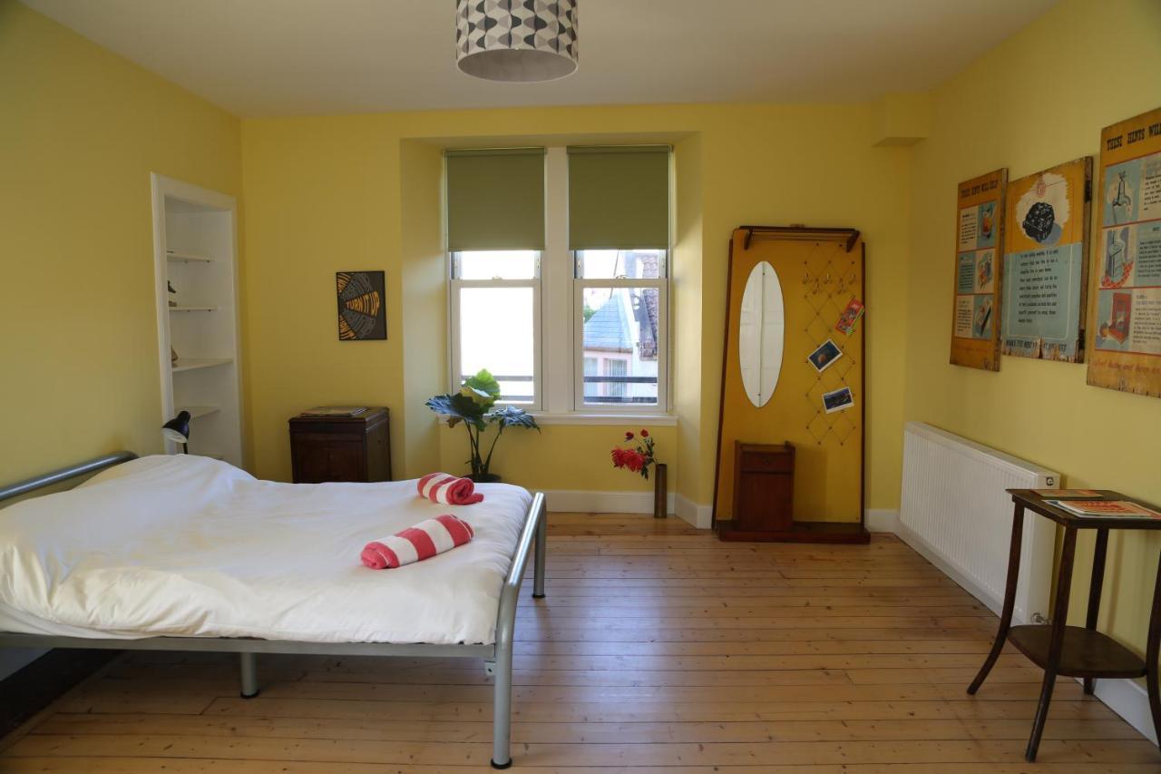 The Dolphin Inn Hostel 던바 외부 사진